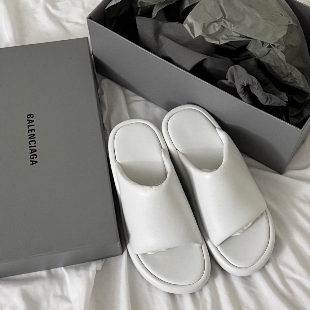 BALENCIAGA SANDALS WHITE